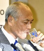 Tokyo Gov. Masuzoe admits using political funds for private dining