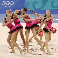 (2)Russia captures gold in Gymnastics