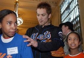 N.Y. Mets' Matsui participates in team event