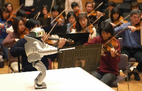 Robot conducts orchestra in performance of Beethoven's Fifth
