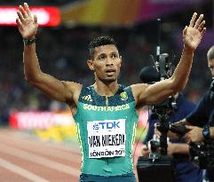 Athletics: Van Niekerk wins men's 400m at world c'ships