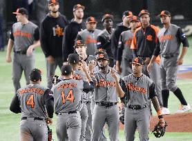 Baseball: Netherlands bombard Cuba to take step toward WBC semis