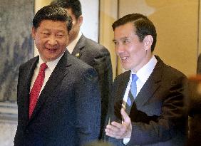 China, Taiwan leaders hold historic talks in Singapore