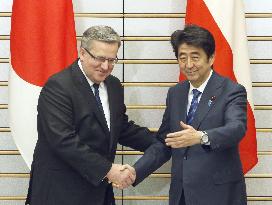 Japan, Poland agree to bolster cooperation over security, energy