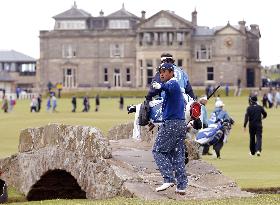 Japan's Ikeda plays practice round at St. Andrews