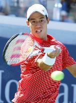 Nishikori rolls into round of 16 at U.S. Open