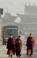 Tibetan monks in Qinghai