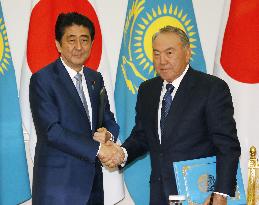Japanese PM Abe meets Kazakhstan Pres. Nazarbayev
