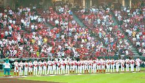 Carp players wear uniforms numbered 86 on A-bomb anniversary day