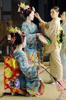 Geisha prepare for dance festival in Kyoto