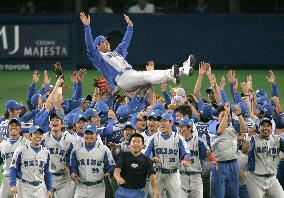 (1)Seibu wins Japan Series with Game 7 rout