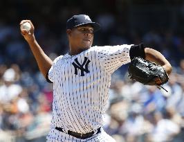 Nova shines in return as Yankees rout Phillies