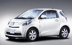 Toyota to launch ultra compact iQ car in Japan on Nov. 20