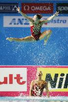 Japan advances past preliminary round in free combination