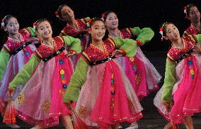 N. Korea children at Pyongyang academy