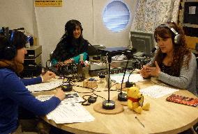 15 yrs after quake, Kobe radio station serves foreign community