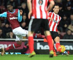 Yoshida in action in Southampton's loss to West Ham
