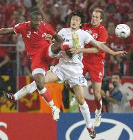 Switzerland beat South Korea 2-0