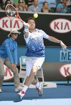 Wawrinka to meet Nishikori in quarterfinals at Australian Open