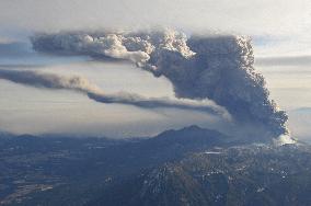 Volcanic eruptions in southern Kyushu