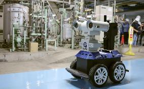 Robot to inspect power plants