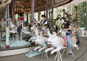 Closure of 94-year-old Tokyo amusement park