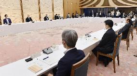 Japan holds 1st meeting on COVID-19 steps for Tokyo Olympics