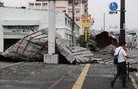 Powerful typhoon slams southwestern Japan