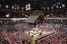 Sumo: Autumn Grand Sumo Tournament