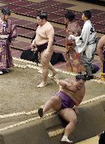 Sumo: Autumn Grand Sumo Tournament
