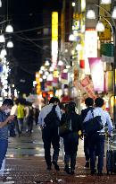 Nightlife establishments operate even after 10 p.m. in Tokyo