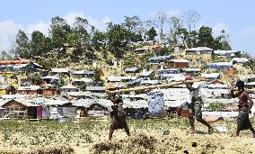 Rohingya refugees