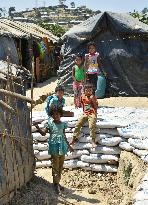 Rohingya refugees