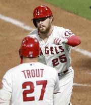 Baseball: Angels' Jared Walsh