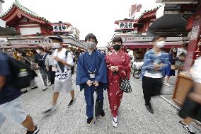 Crowded sightseeing spot in Tokyo