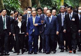 Japan PM Suga in Vietnam