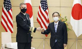 Talks between Suga, U.S. commander