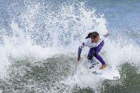 Surfing: Sara Wakita at Japan Open