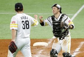 Baseball: Climax Series in Japan