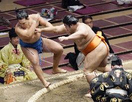 November Grand Sumo Tournament