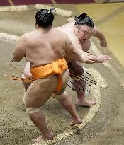 November Grand Sumo Tournament