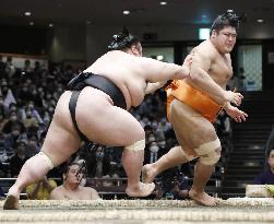 November Grand Sumo Tournament