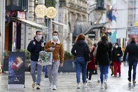 France lifts coronavirus lockdown