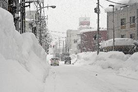 Heavy snow in northeastern Japan