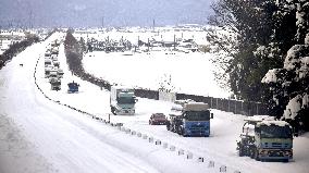 Heavy snow in central Japan