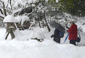 Snow-covered Kenrokuen garden in central Japan