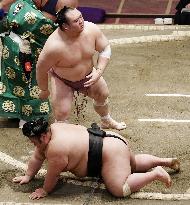 New Year Grand Sumo Tournament