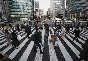 Japan extends virus emergency for Tokyo and other regions