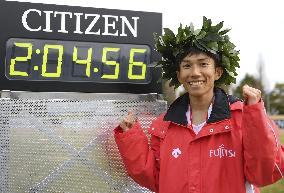 Athletics: Suzuki sets Japanese marathon record