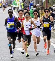 Athletics: Suzuki sets Japanese marathon record